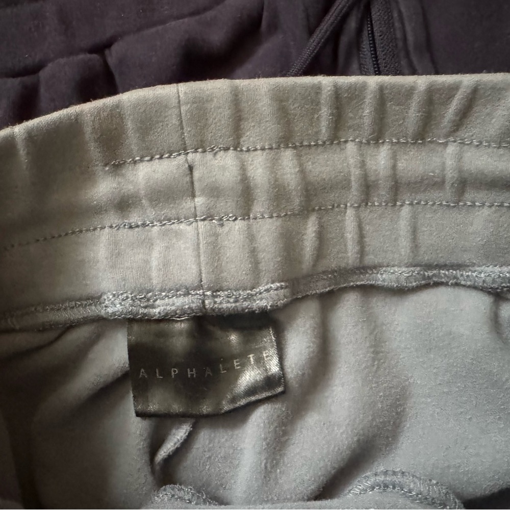 Bundle of 2 Alphalete Women’s Jogger Pants, - Black and Gray, Size: Small - Picture 4 of 16